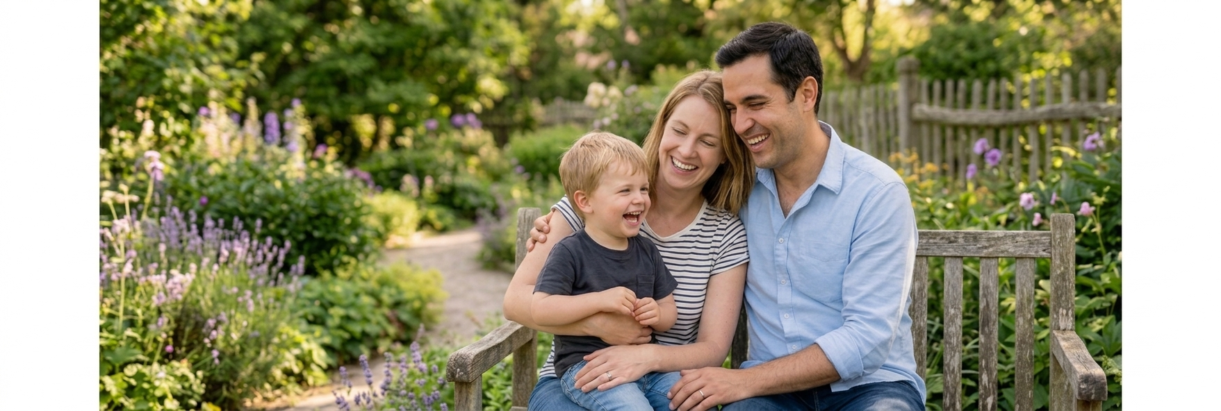 Familia protegida con seguro de vida Allianz Argentina
